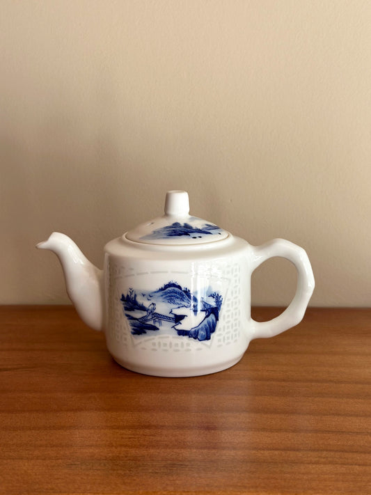 Jingdezhen Harmony Teapot