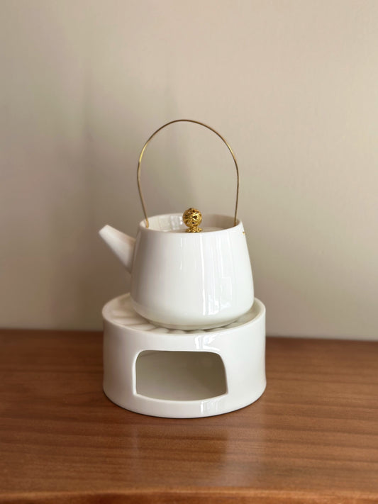 Golden Serenity Teapot