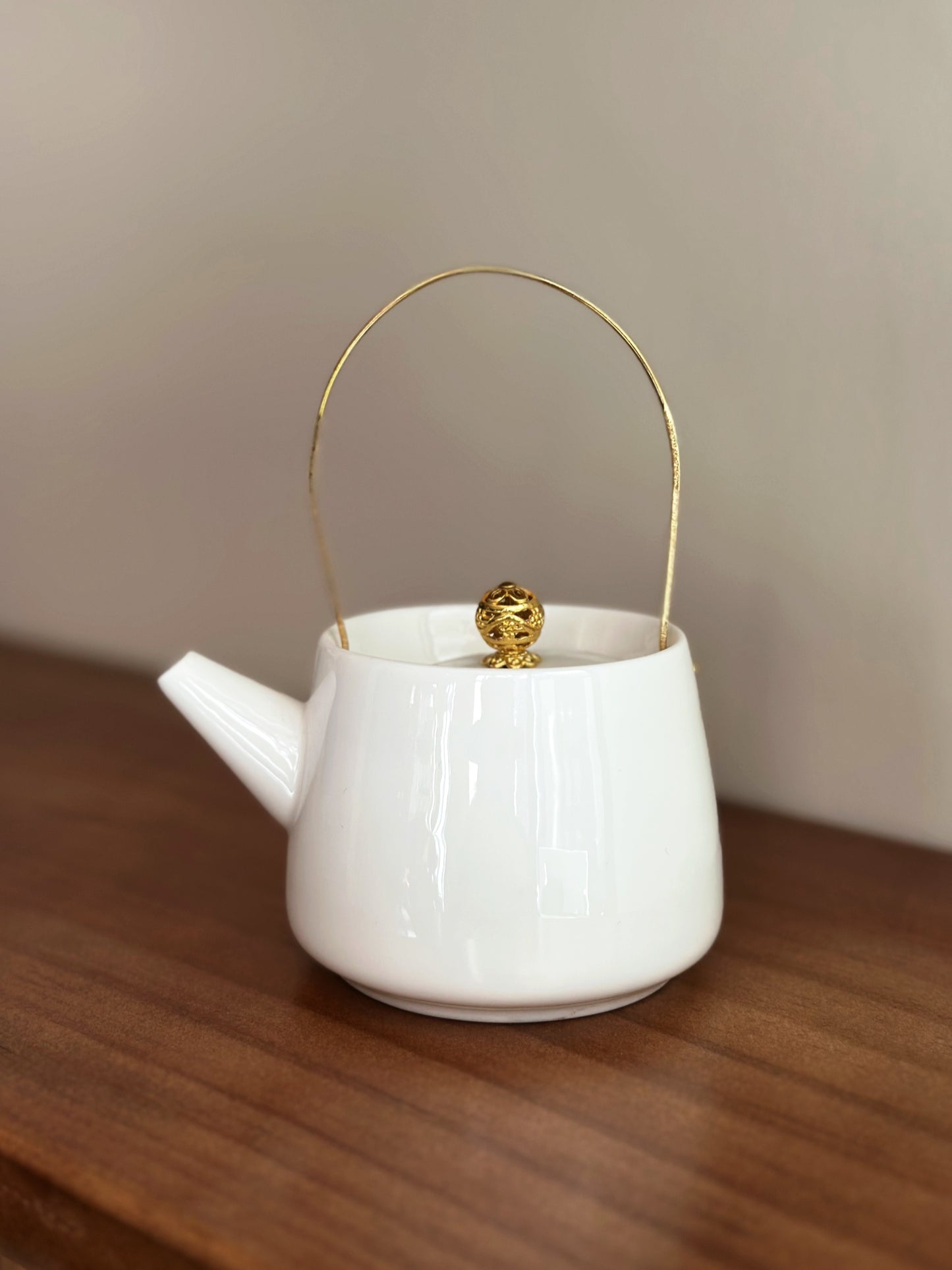 Golden Serenity Teapot